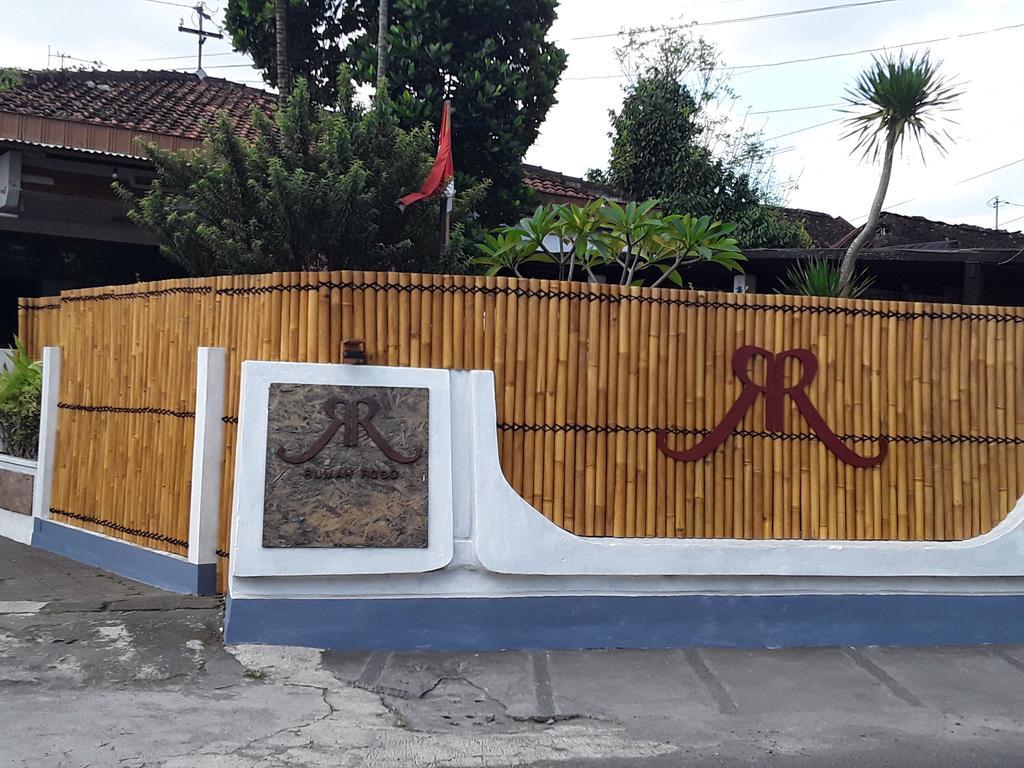 Rumah Roso Homestay Yogyakarta Esterno foto